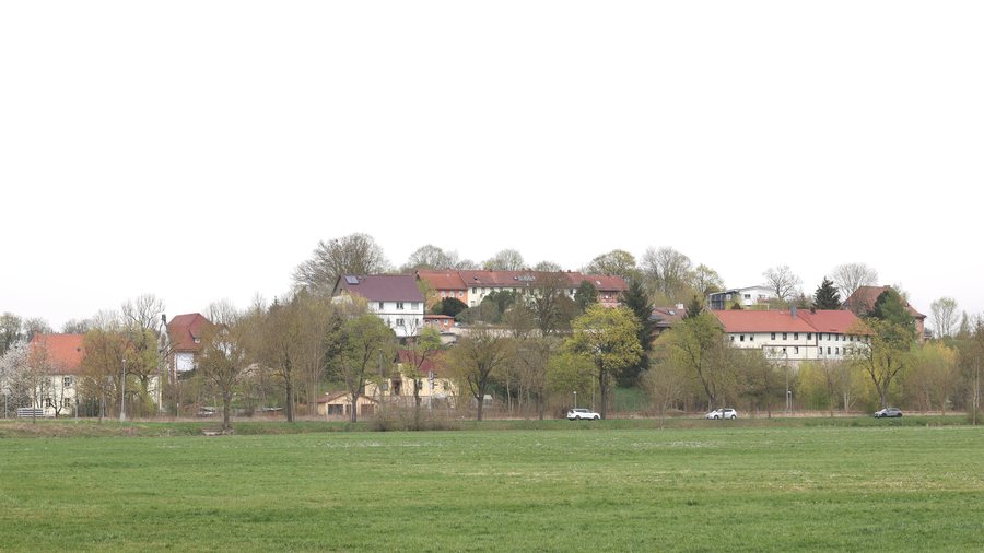 File:Kloster-Veilsdorf.jpg