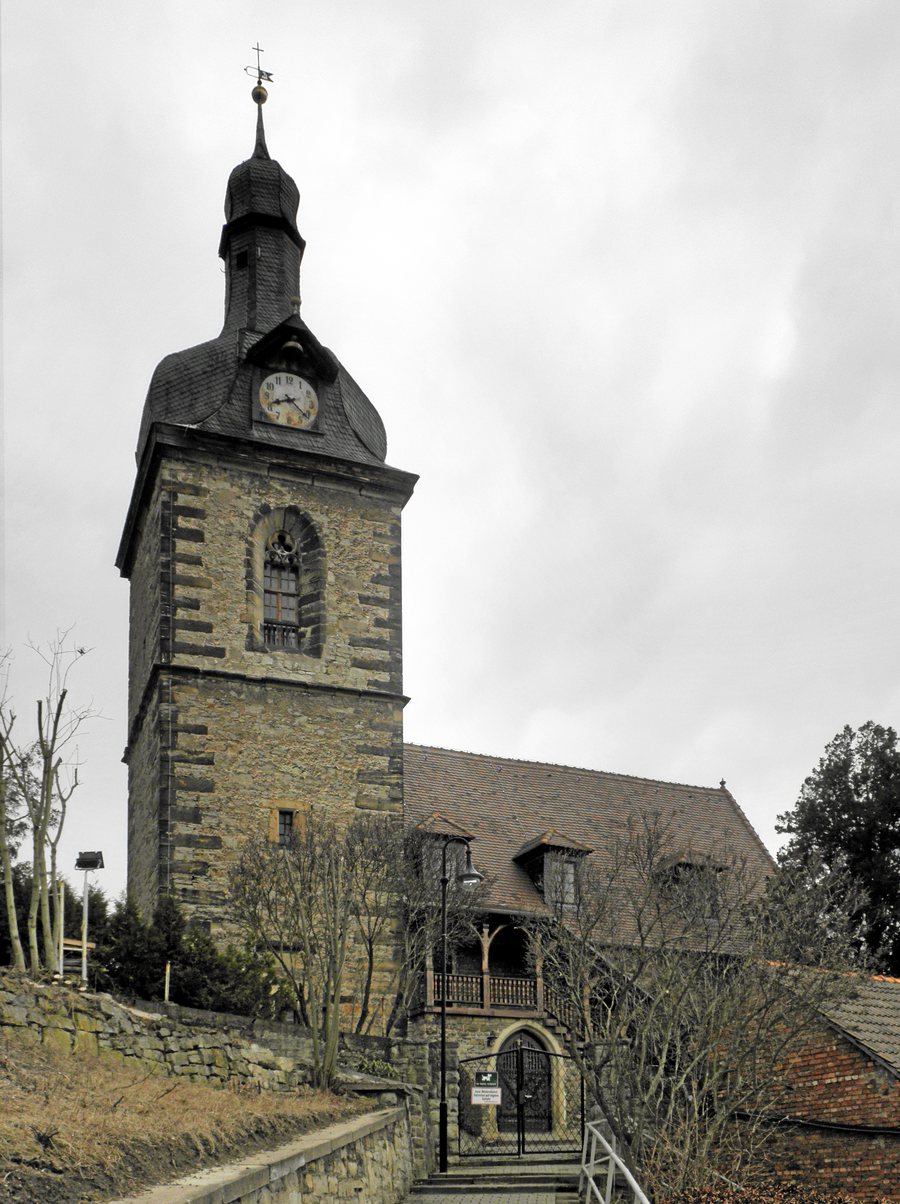 File:Tiefthal - Kirche.jpg
